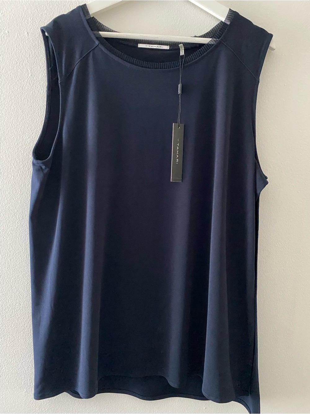 T Tahari Navy Sleeveless Shell Tank Top Fully Lined Double Layer NWT